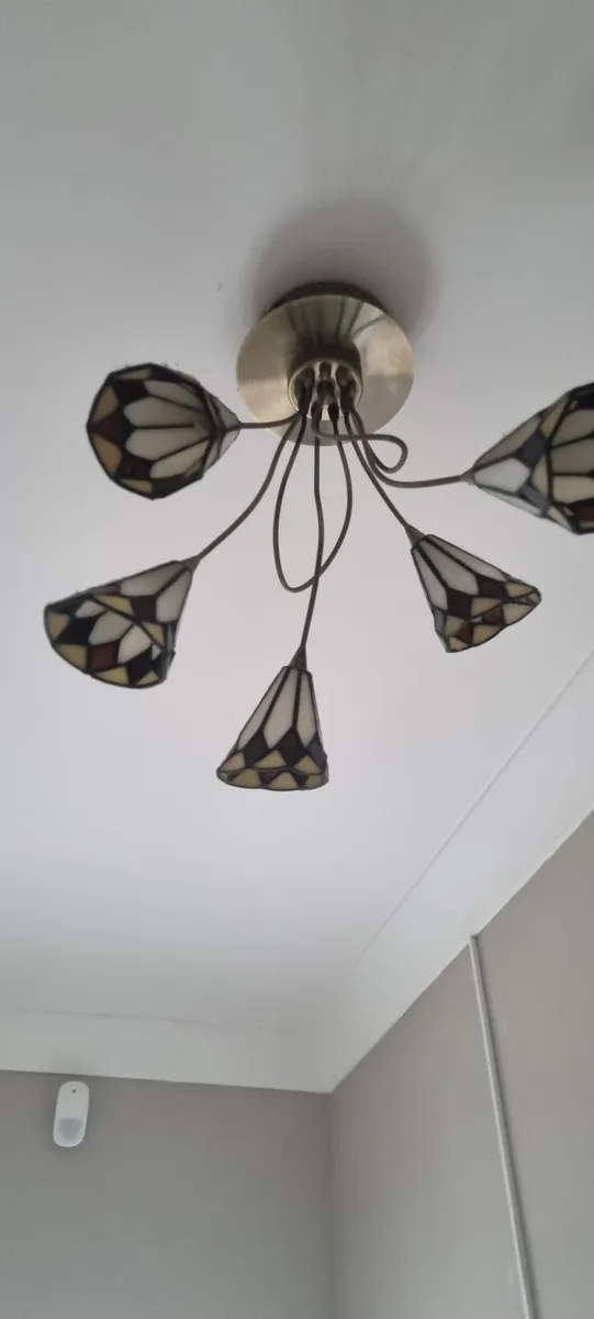 3x art deco style ceiling light fittings - Image 2