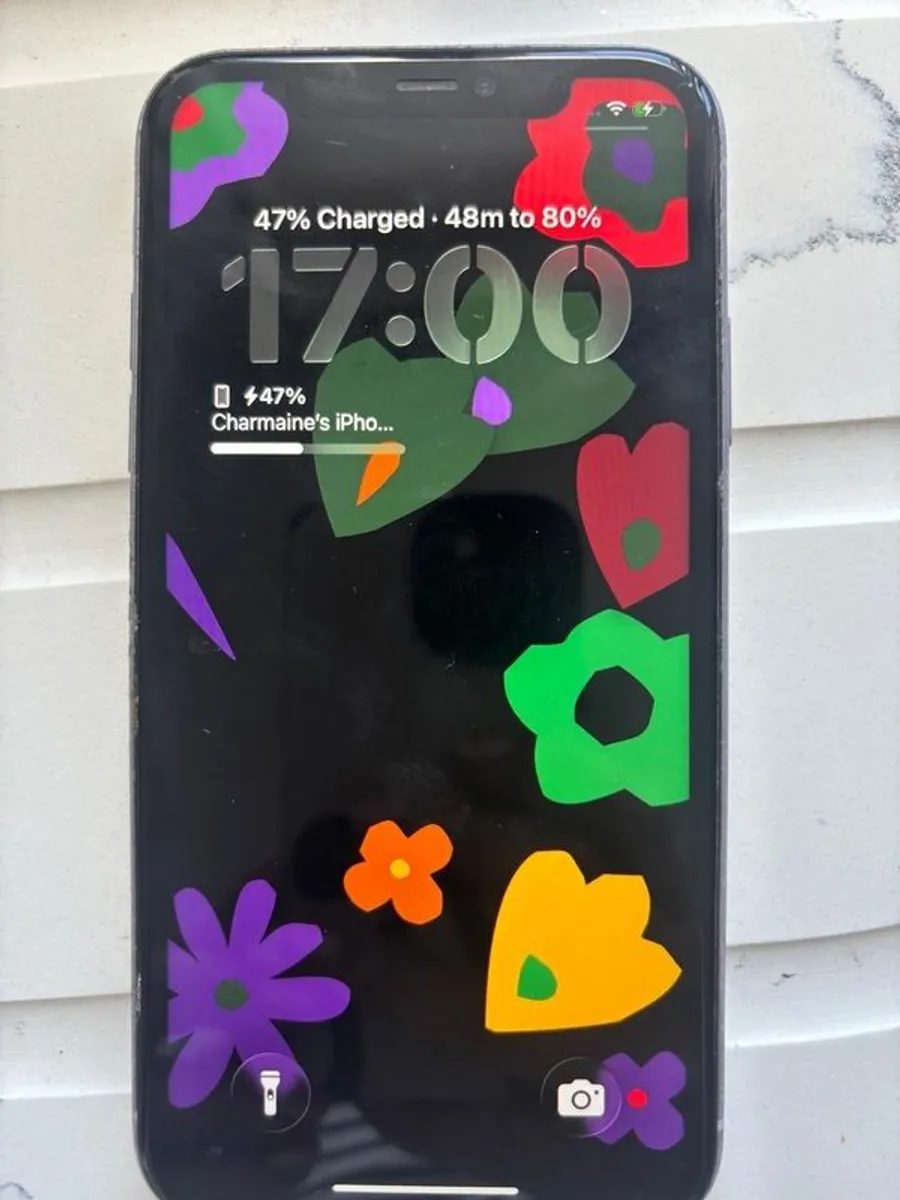 IPhone 11 - Image 1