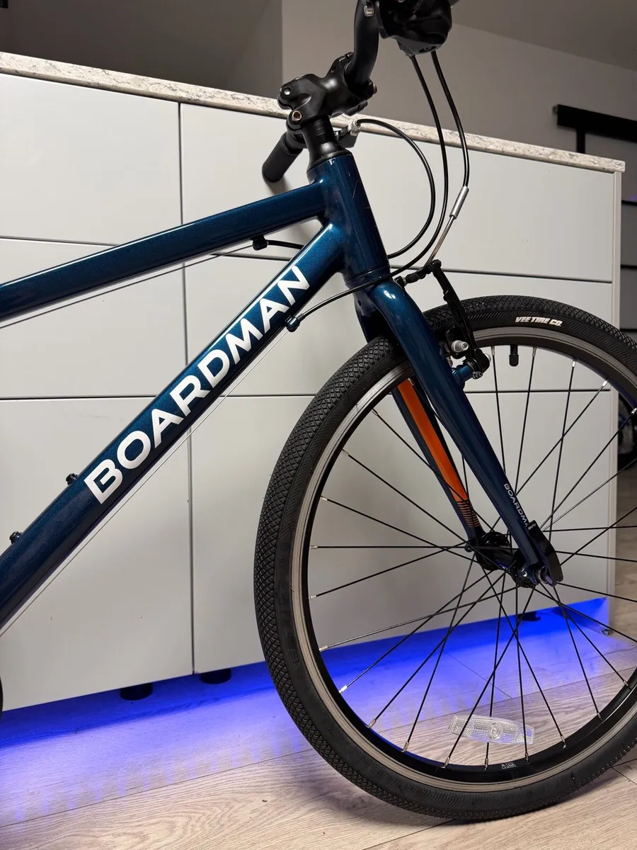 Boardman JNR Hybrid Junior Bike 24 inch - Image 3