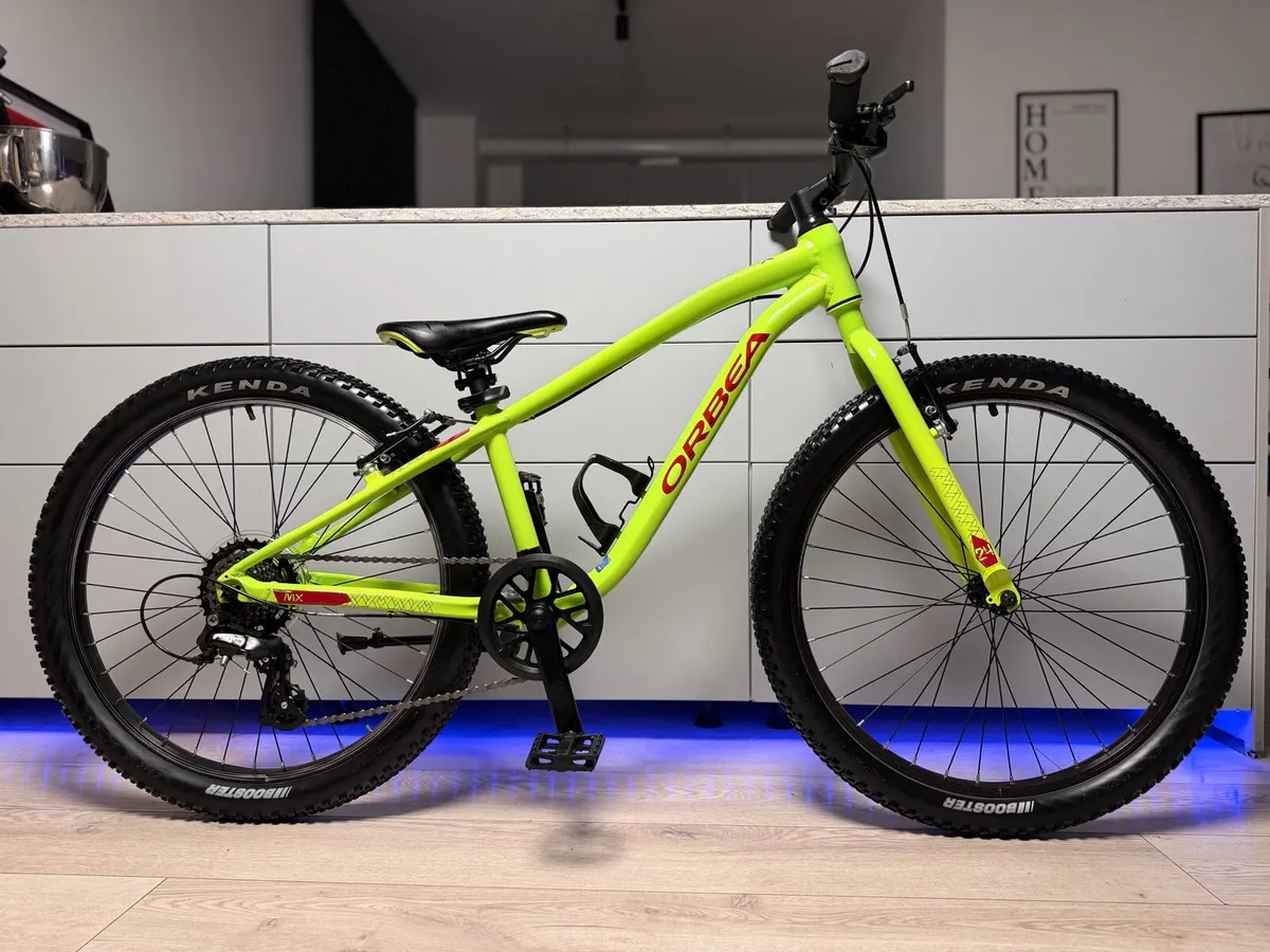 ORBEA MX Advanced Fun Junior Bike 24 inch - Image 1