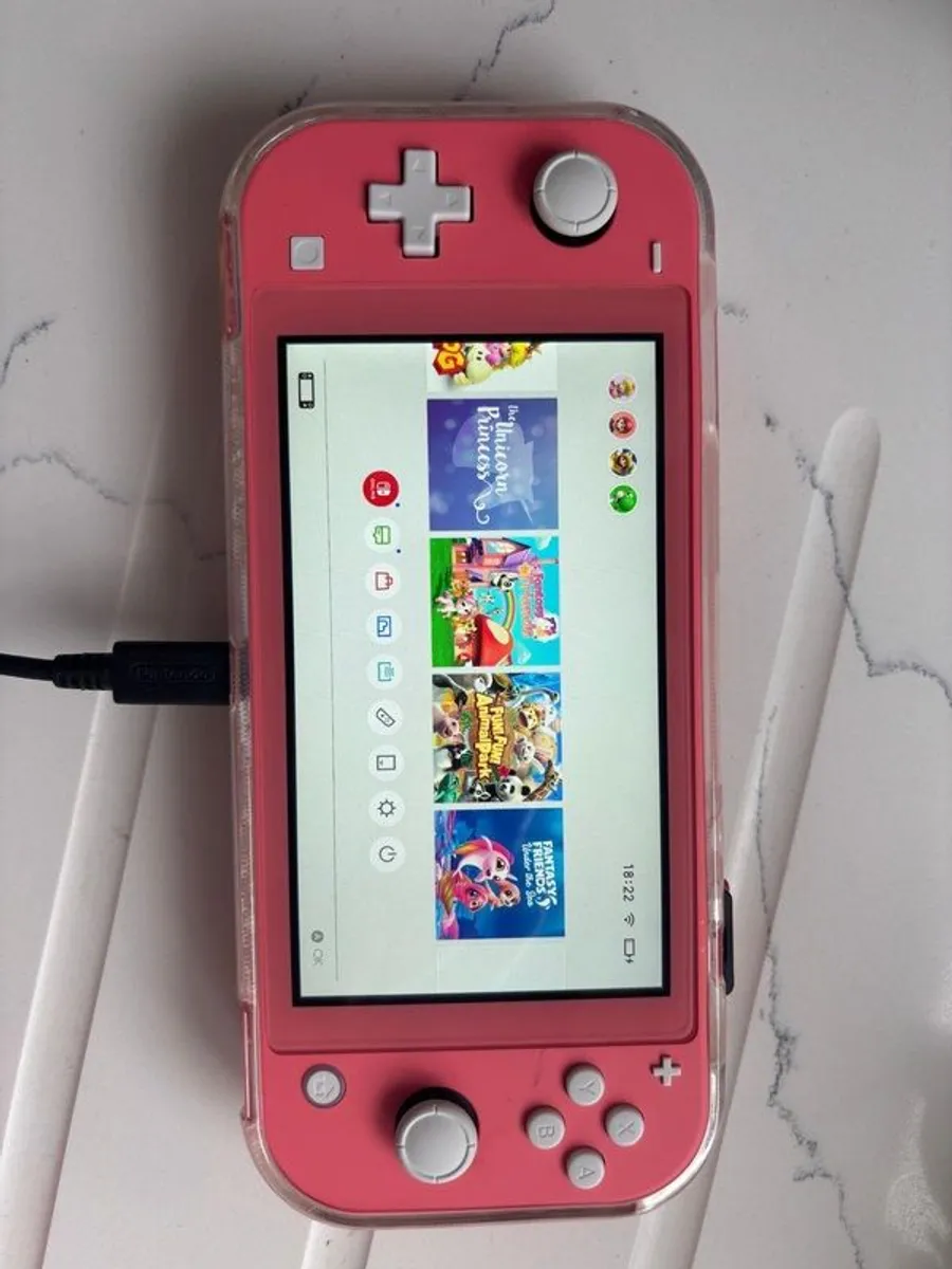 Nintendo switch lite - Image 1