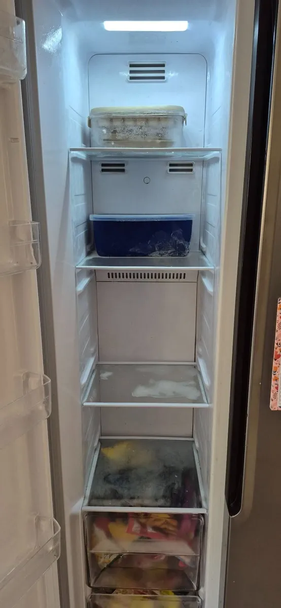 American fridge freezer - Image 4