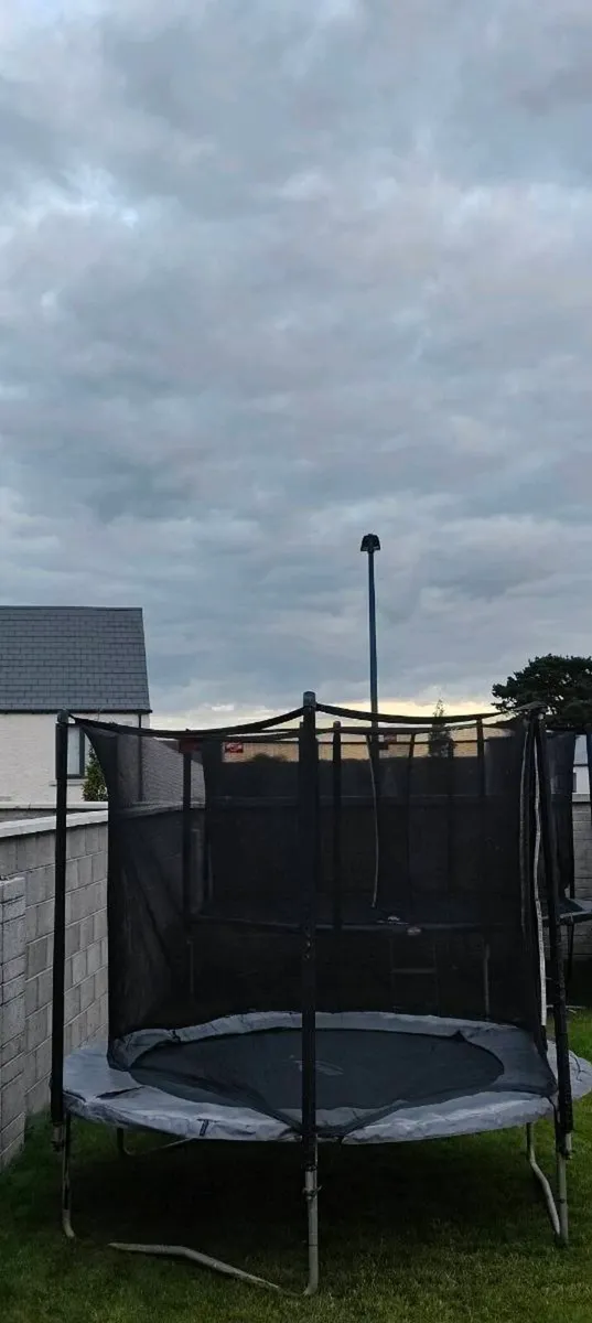 Berg Trampoline - Image 3