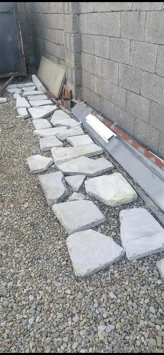 Cut Limestone crazy paving - Image 2