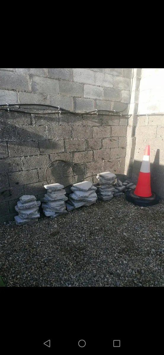 Cut Limestone crazy paving - Image 3
