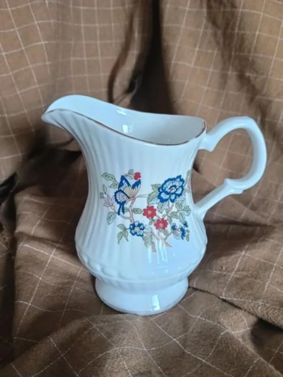 Royal Tara Harmony Milk Jug/Creamer - Image 1