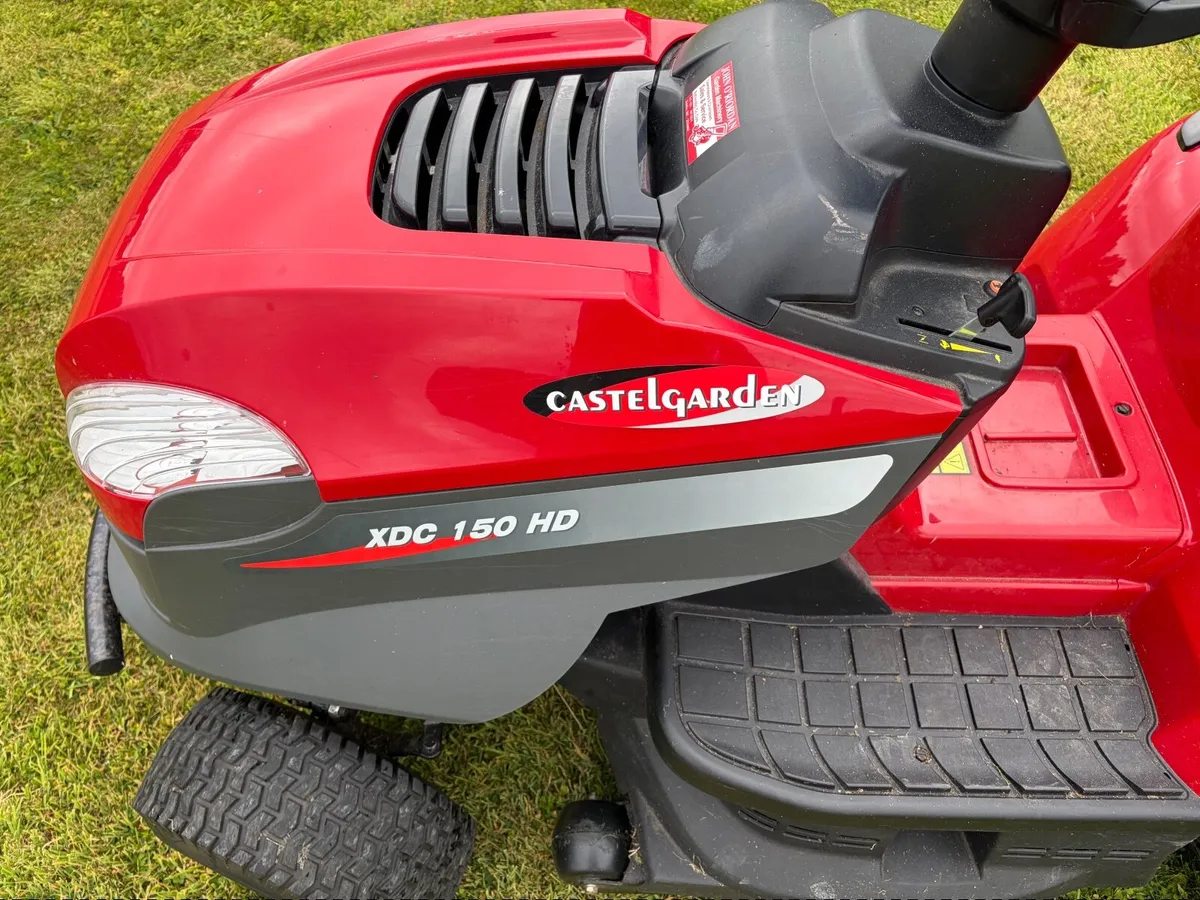 Ride on lawnmower - Image 2