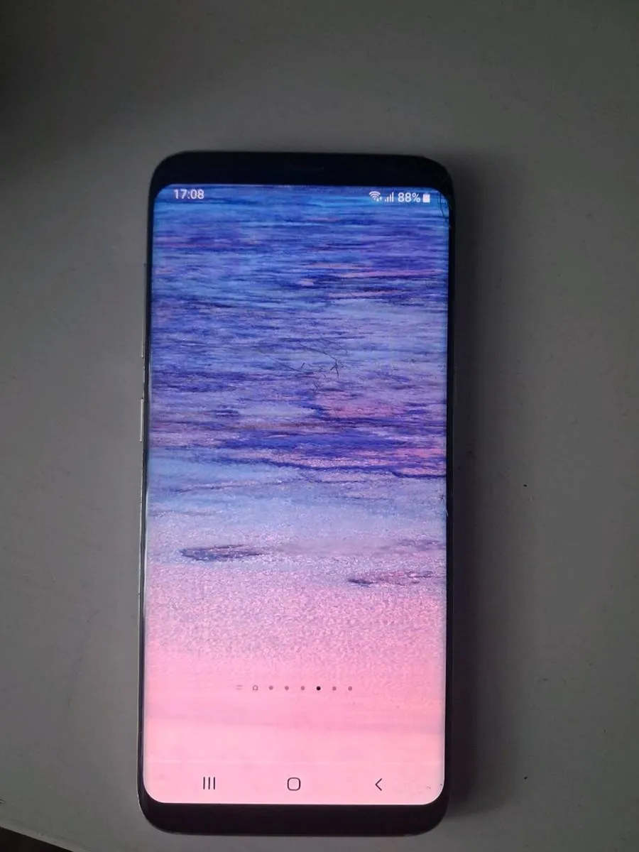 Samsung s8 - Image 1