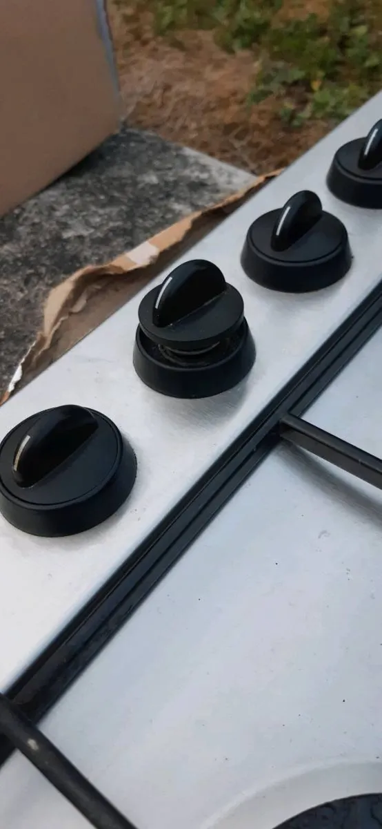 Stainless Steel Gas Hob - Image 2