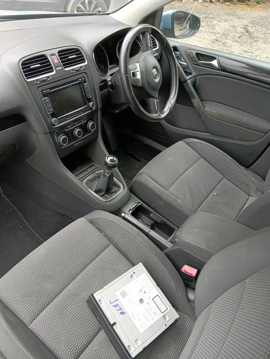 Breaking VW golf 2010 1.6tdi cay - Image 2