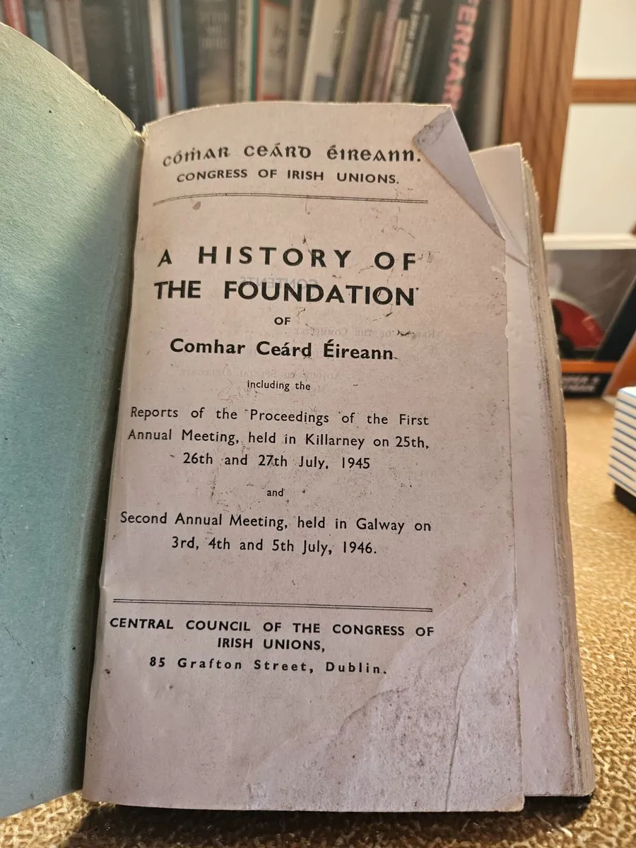Book Comhar Ceàrd Èireann History of - Image 3