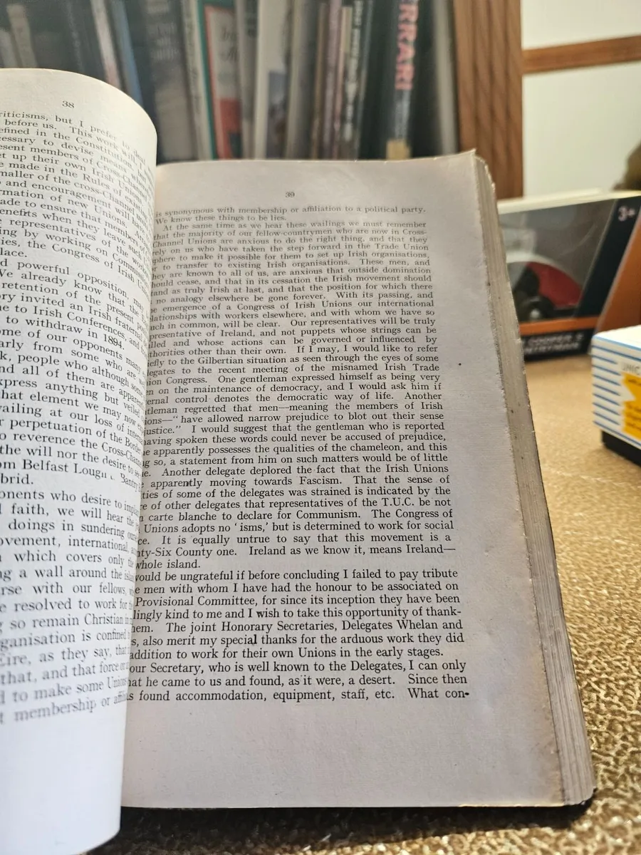 Book Comhar Ceàrd Èireann History of - Image 4