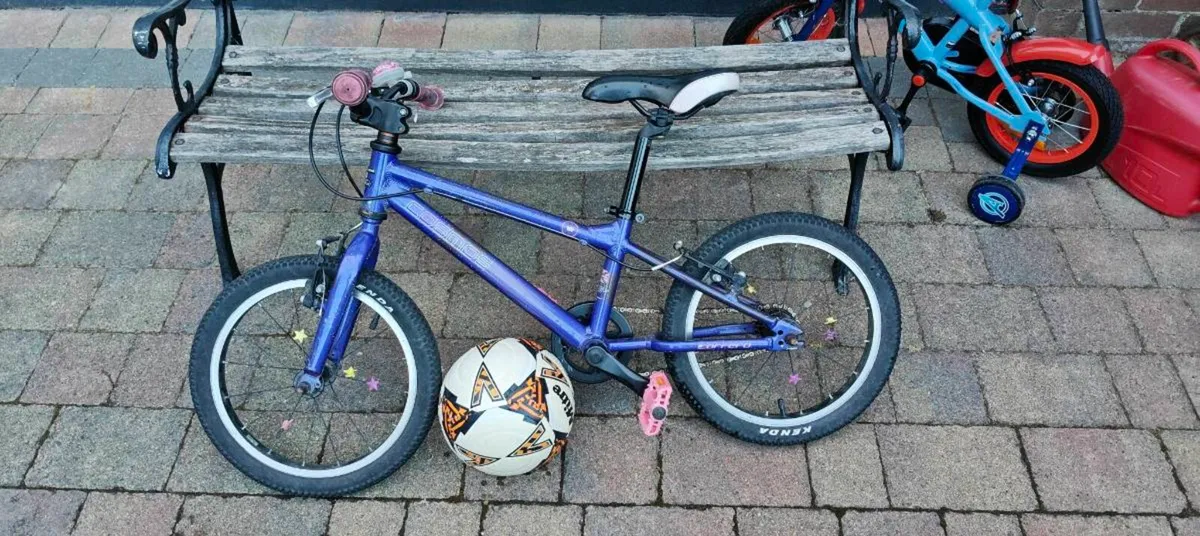 Girls bike (5 to 7 years) - Image 2