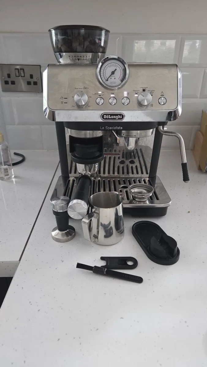 DeLonghi La Specialista Arte 1.5L Manual Espresso - Image 4