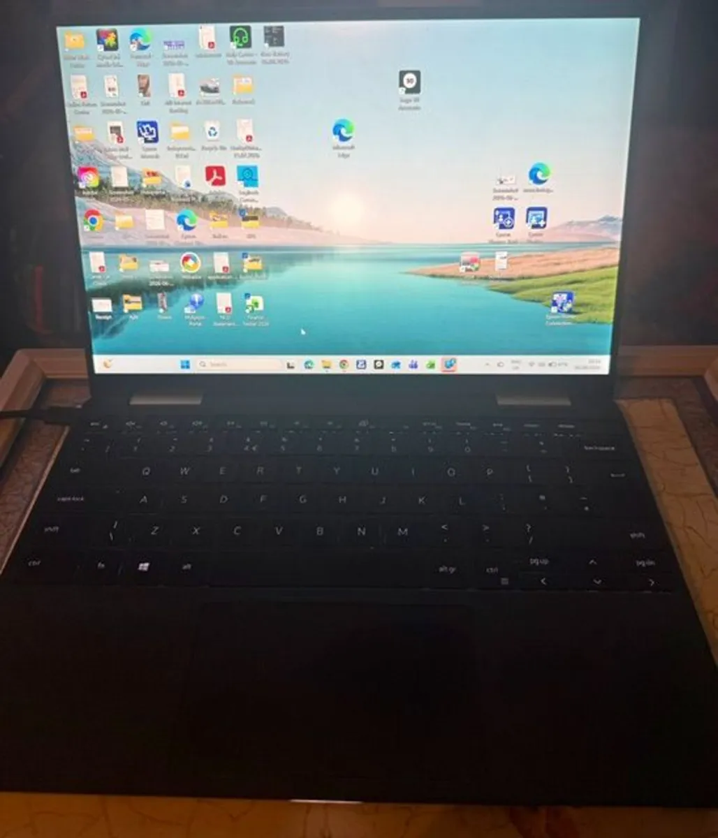 Dell XPS 13 93210 2-in-1 & Pen - Image 1