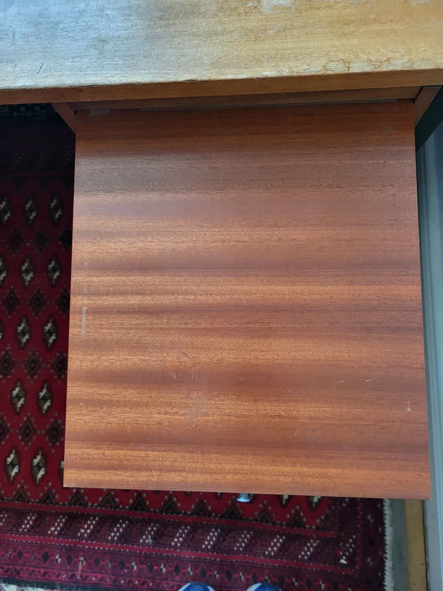 Desk - Image 2