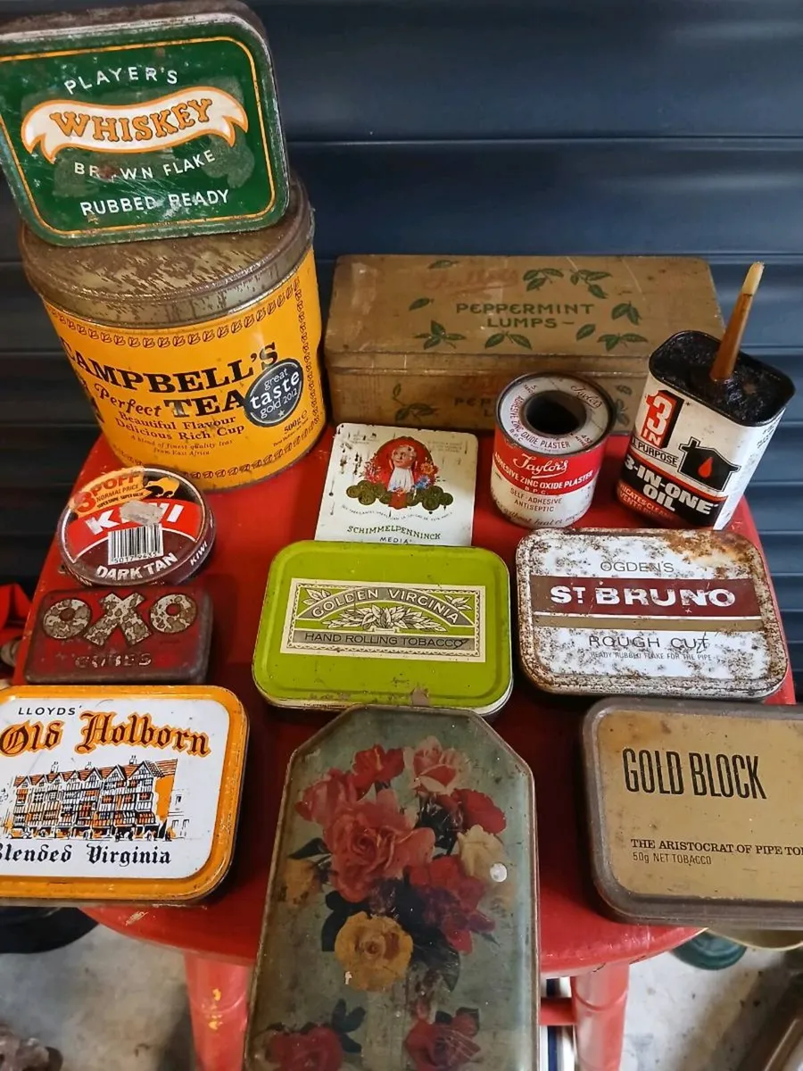 Vintage tins