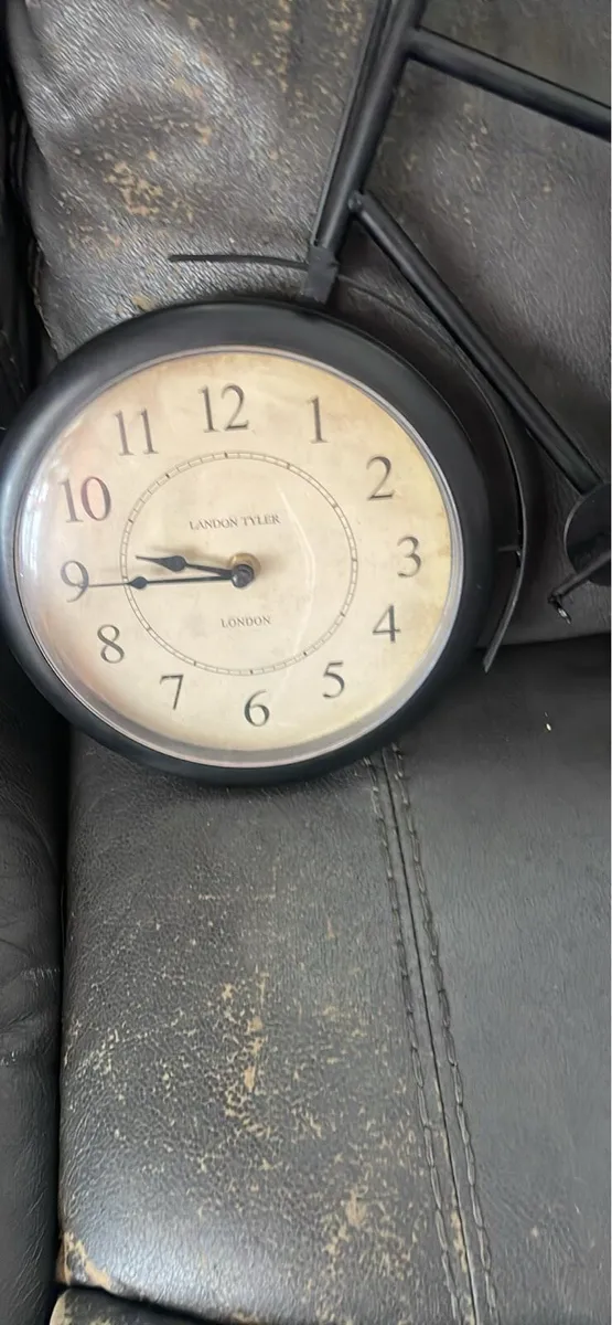 Landon Tyler Metal Bicycle Table Clock – Buncrana - Image 1