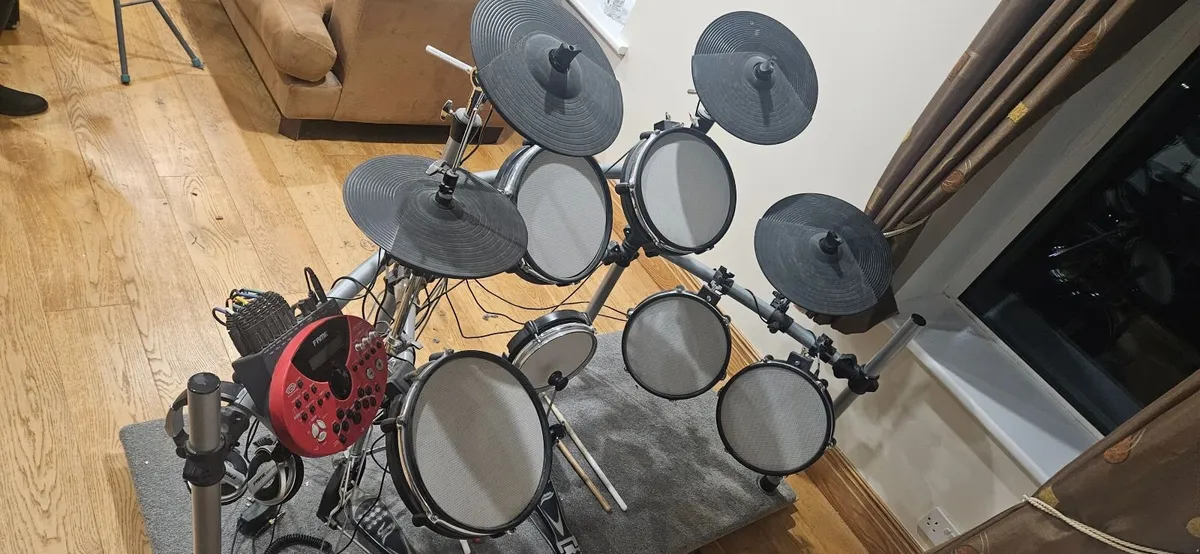 Drums - Image 1
