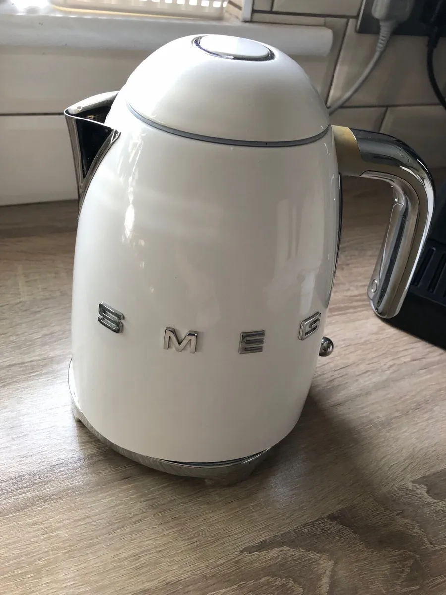 Smeg kettle white - Image 1