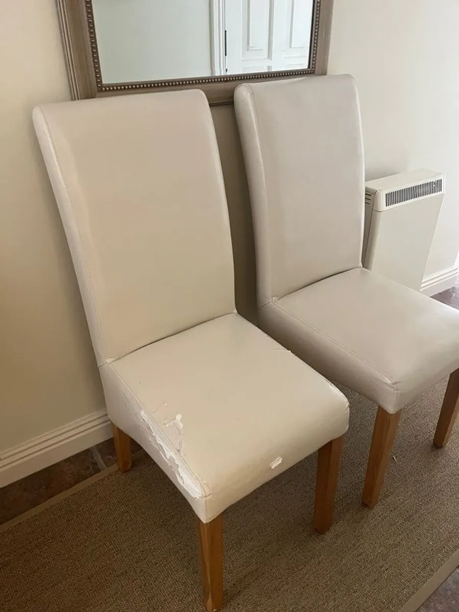 Dining chairs for re-upholstering - Image 3