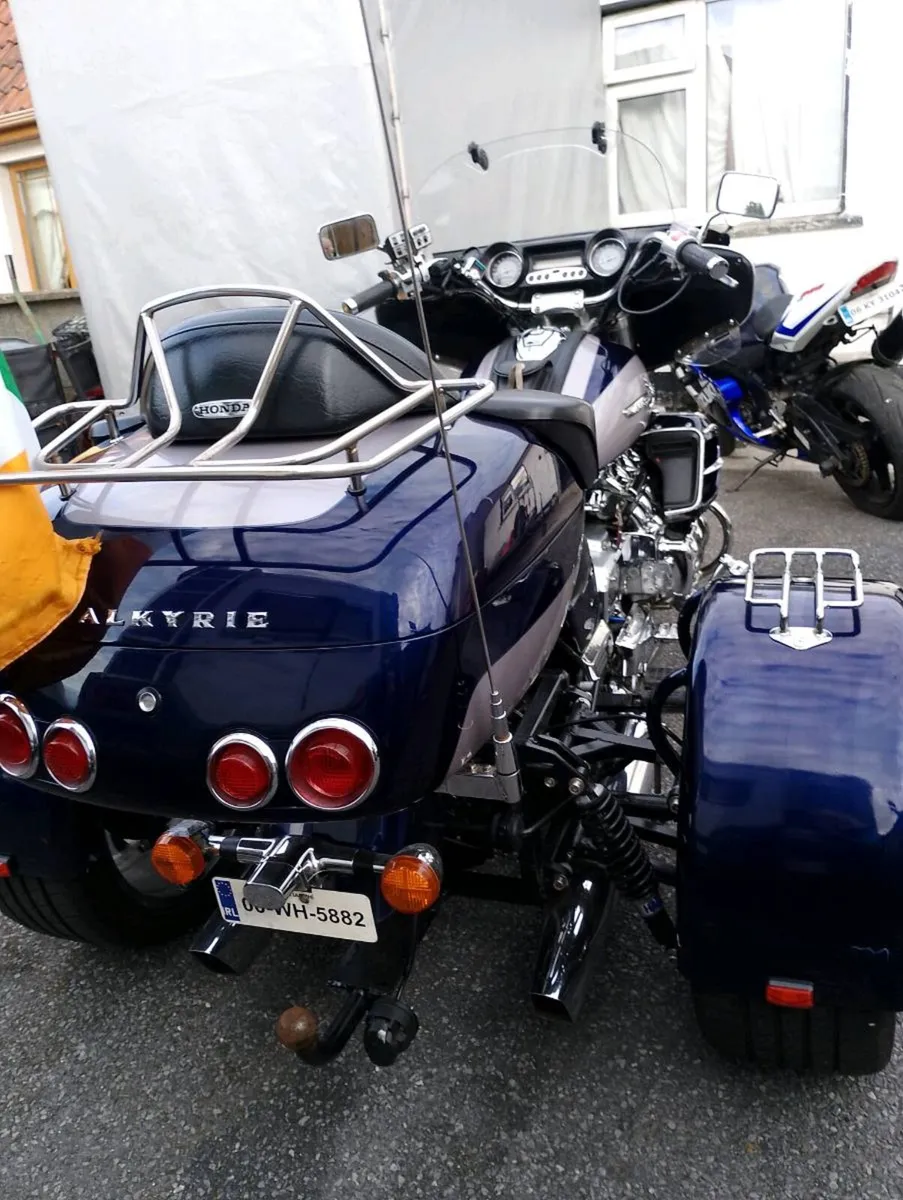 Motorbike - Image 3