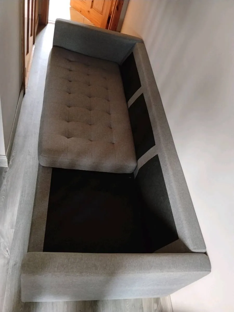 Sofa - Image 3