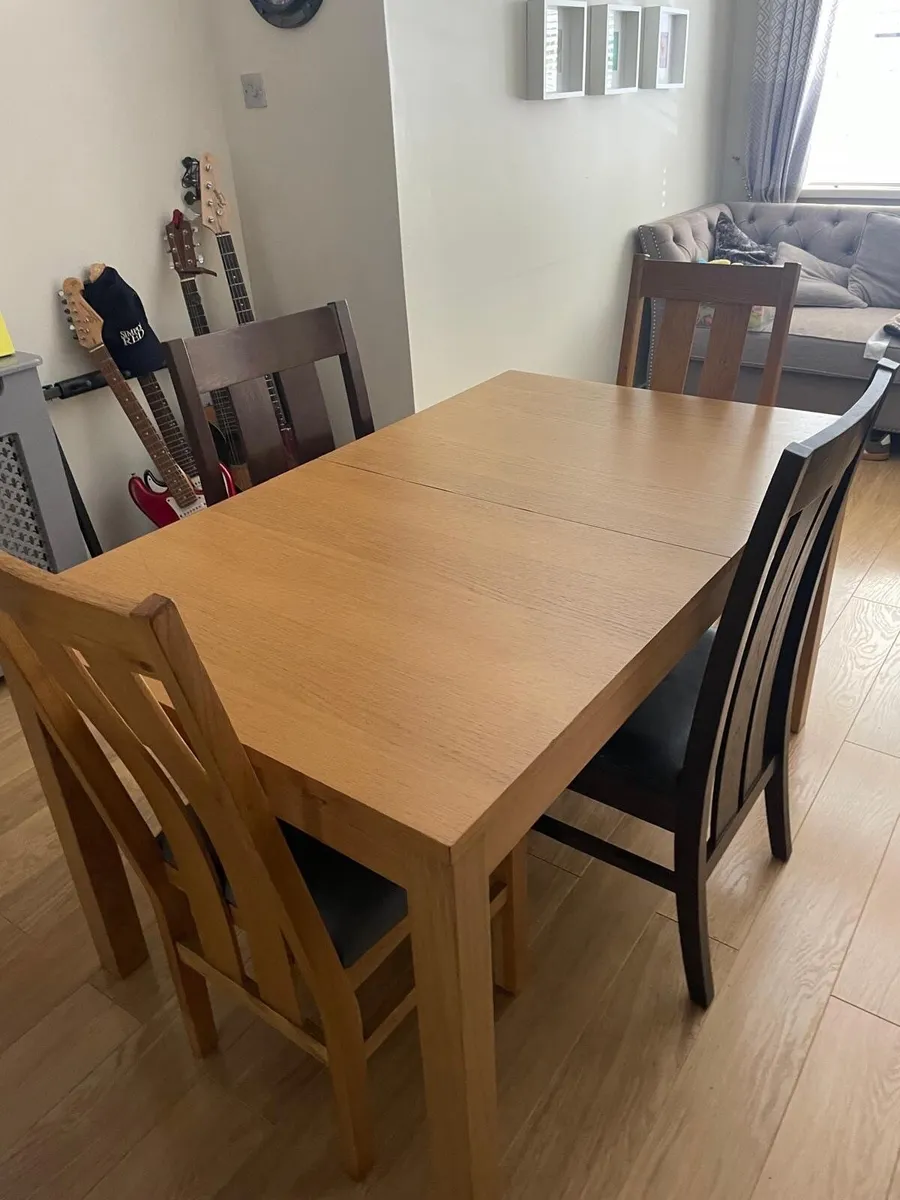 Dining room Table and chairs IN VERY GOOD CONDITIO - Image 1