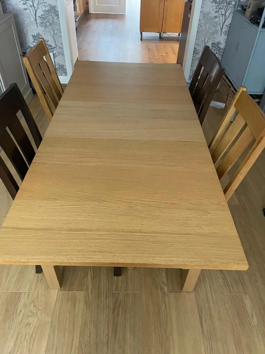 Dining room Table and chairs IN VERY GOOD CONDITIO - Image 3