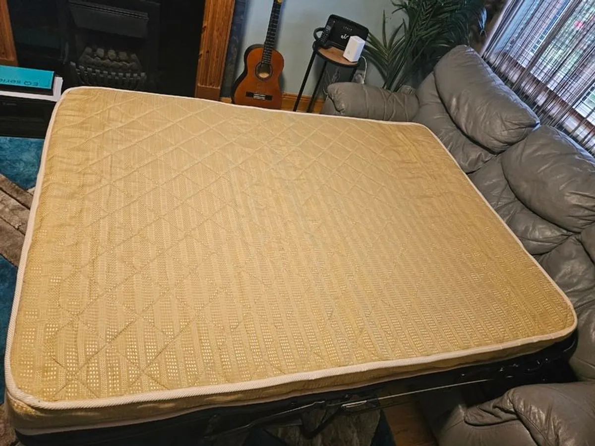 Sofabed for sale - Image 4