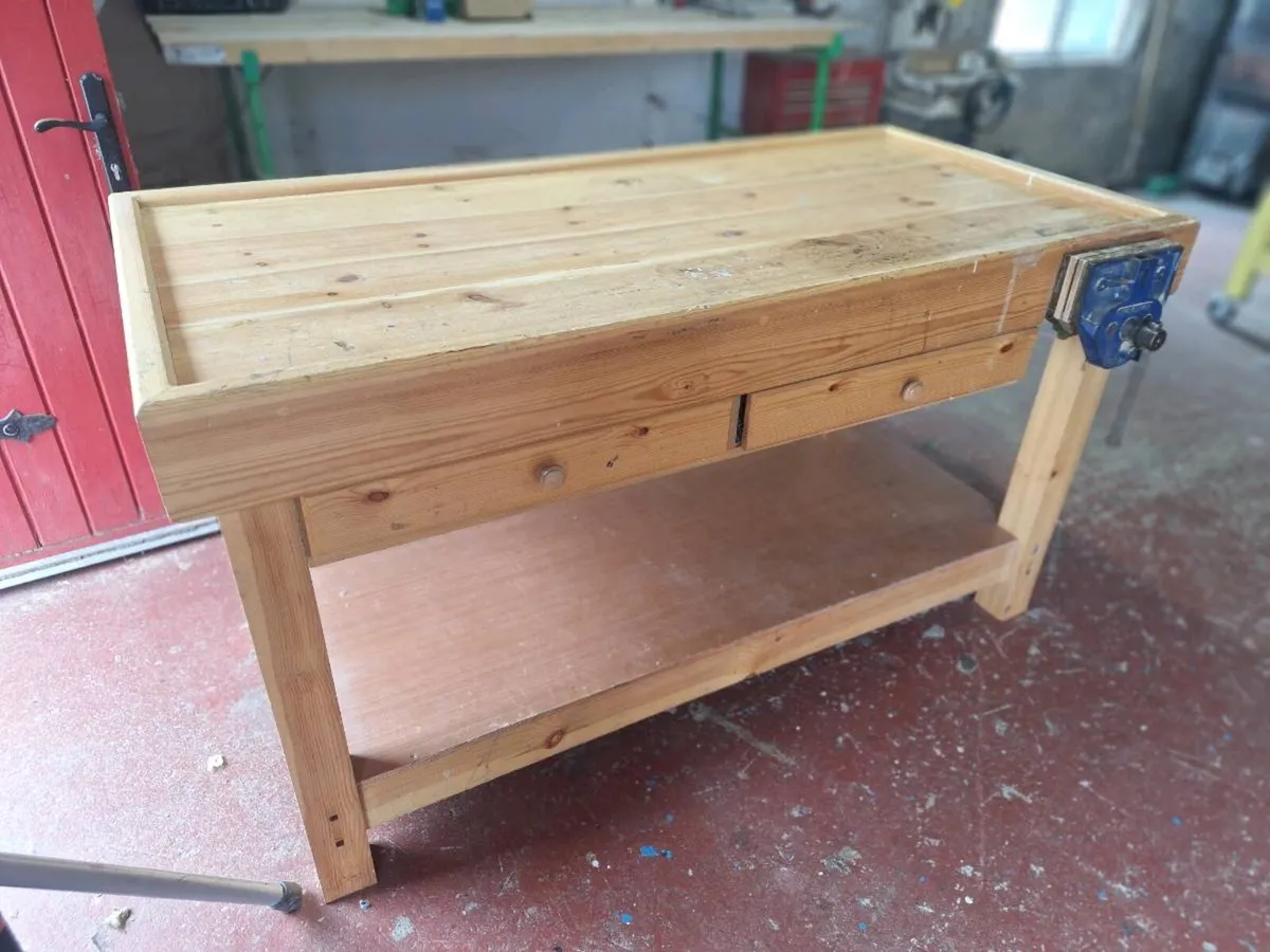 Carpenters bench - Image 2