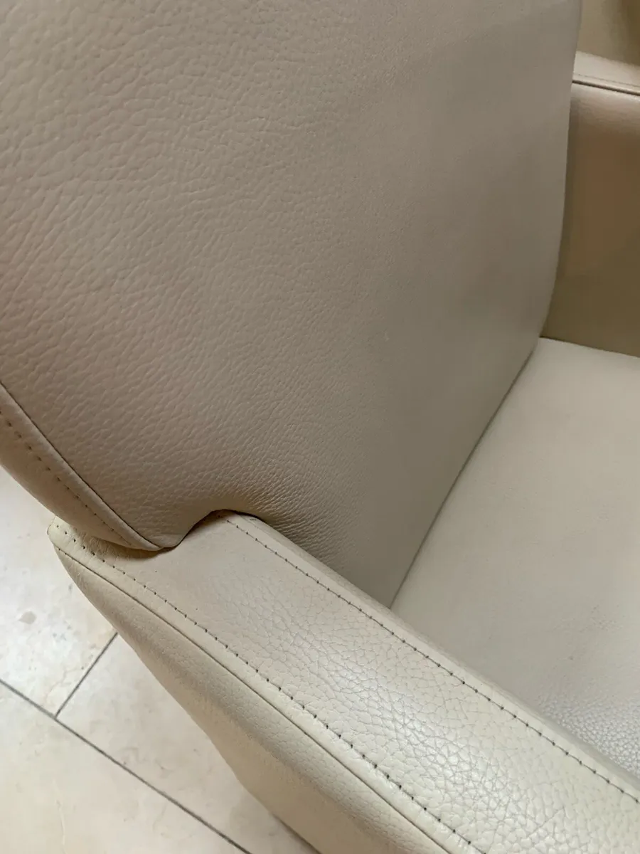 Cream leather tub chairs - Image 4