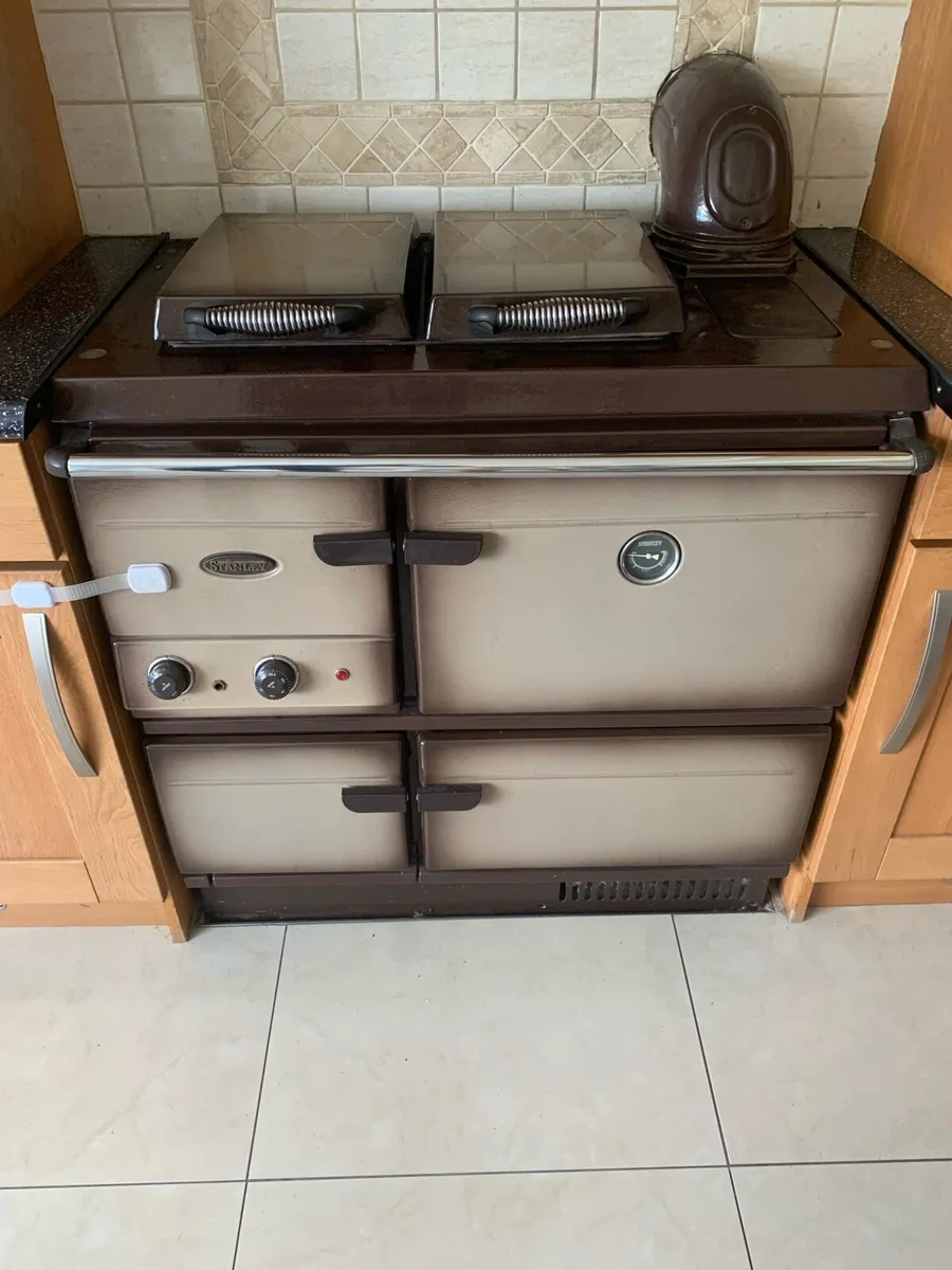Stanley Superstar Oil Range - Image 1