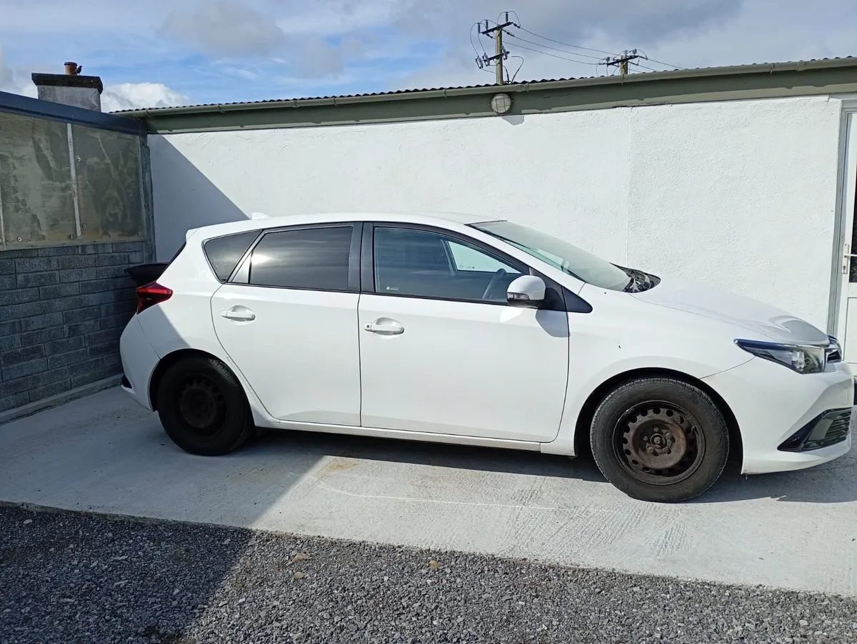 Toyota Auris Van 1.4 D-4D – 2017 (171) - Image 1
