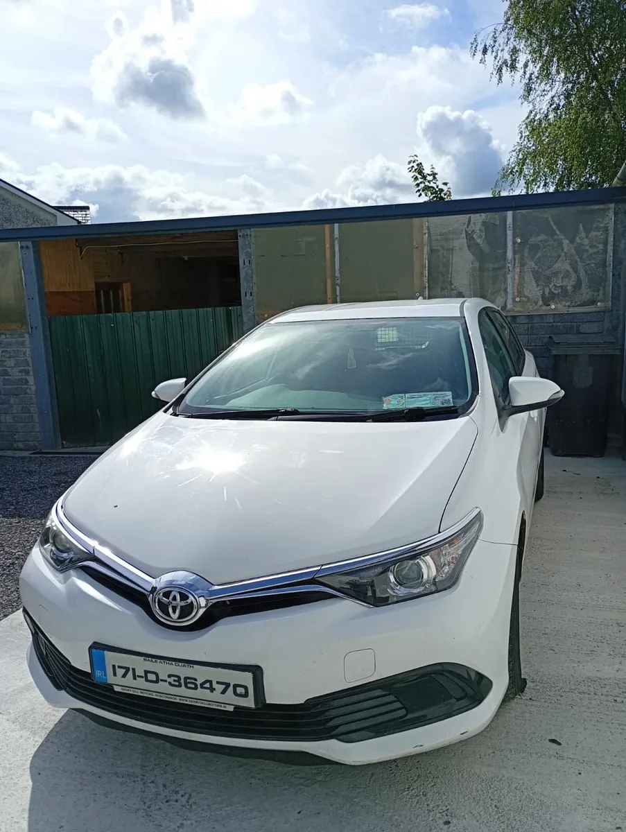 Toyota Auris Van 1.4 D-4D – 2017 (171) - Image 2