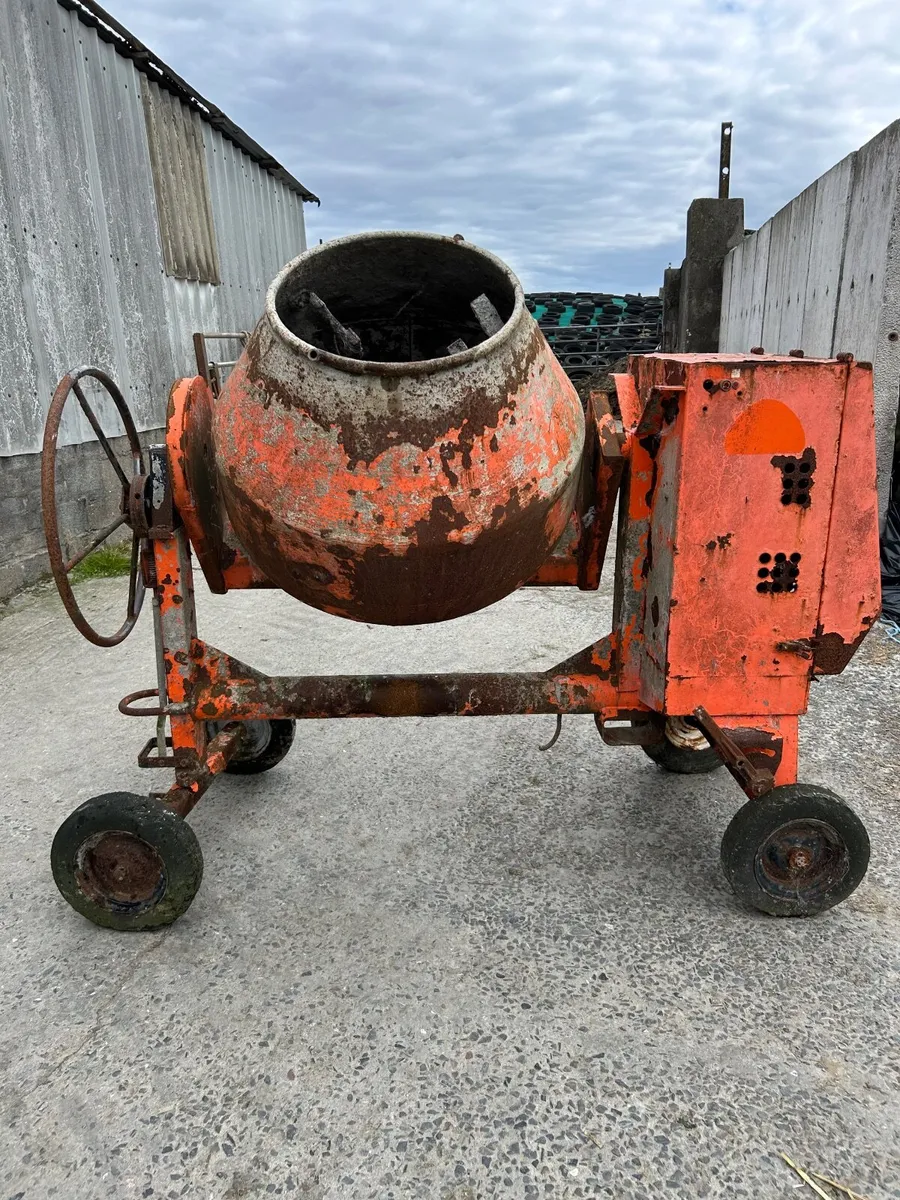 Belle cement mixer - Image 1