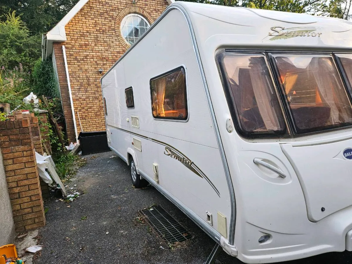 Caravan - Image 2