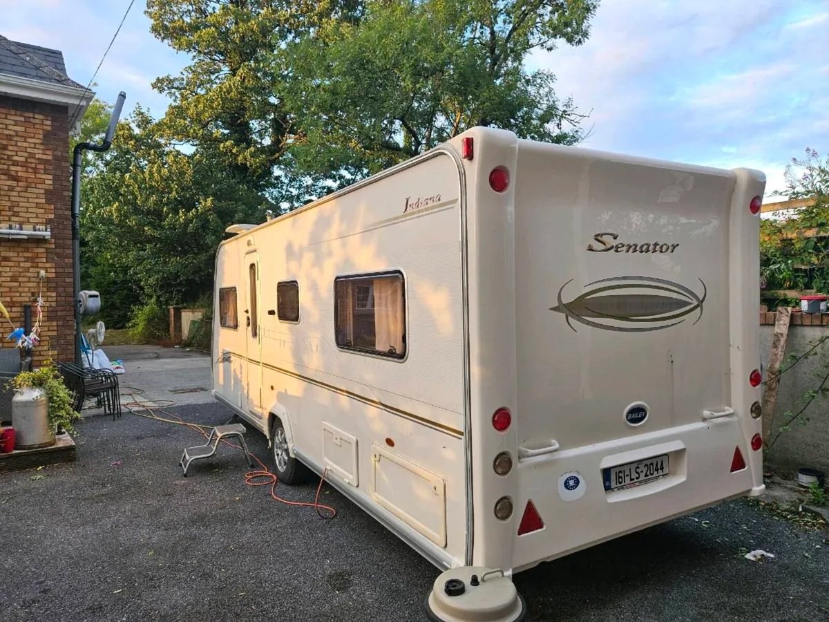 Caravan - Image 4