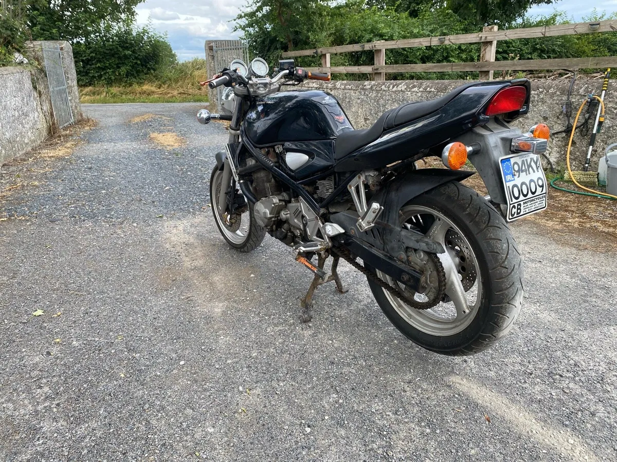 **94 Suzuki gsf 400cc** - Image 2