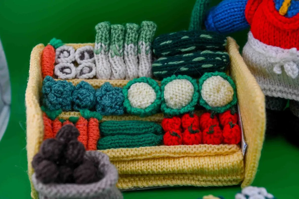 Knitted Craft - Image 3