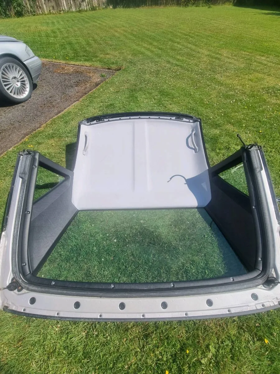 Mercedes sl r129 roof  -hard top - Image 2