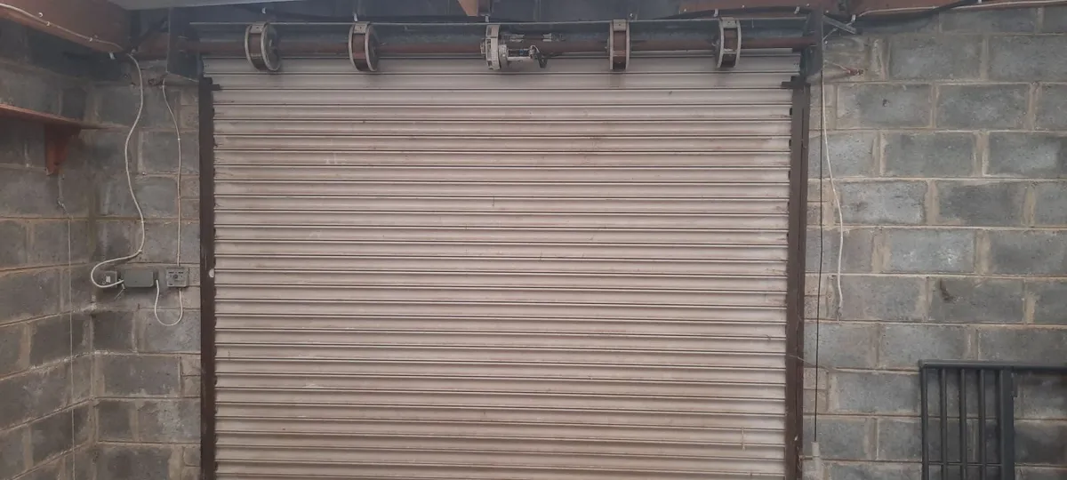 Electric rolller shutter - Image 2
