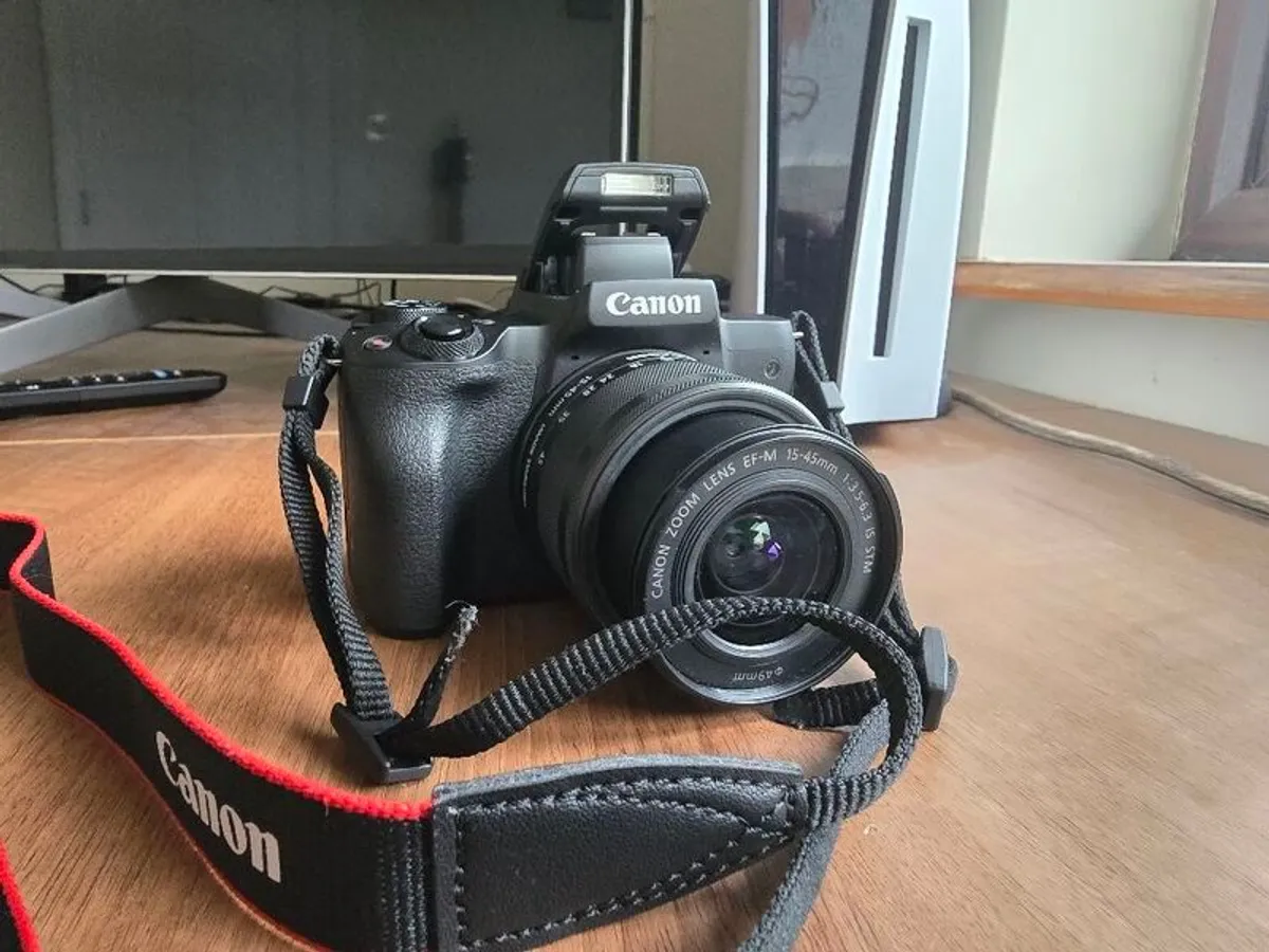Canon EOS M50 Mark II Mirrorless Camera + 15-45mm Lens | Excellent Condition - Image 1