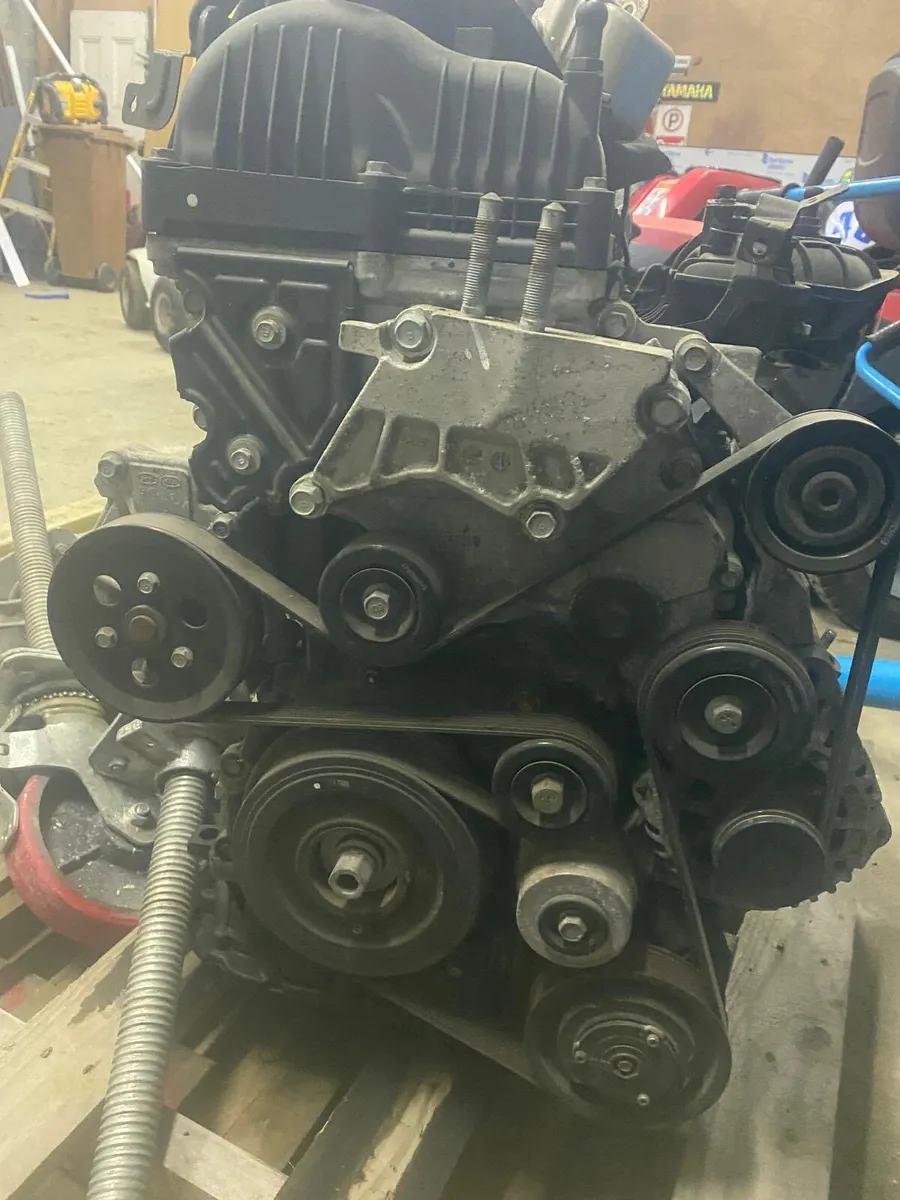 Santa FE 2.2 Engine - Image 2