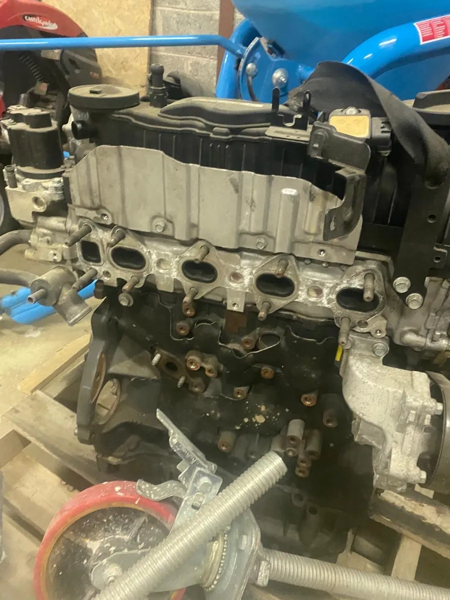 Santa FE 2.2 Engine - Image 4