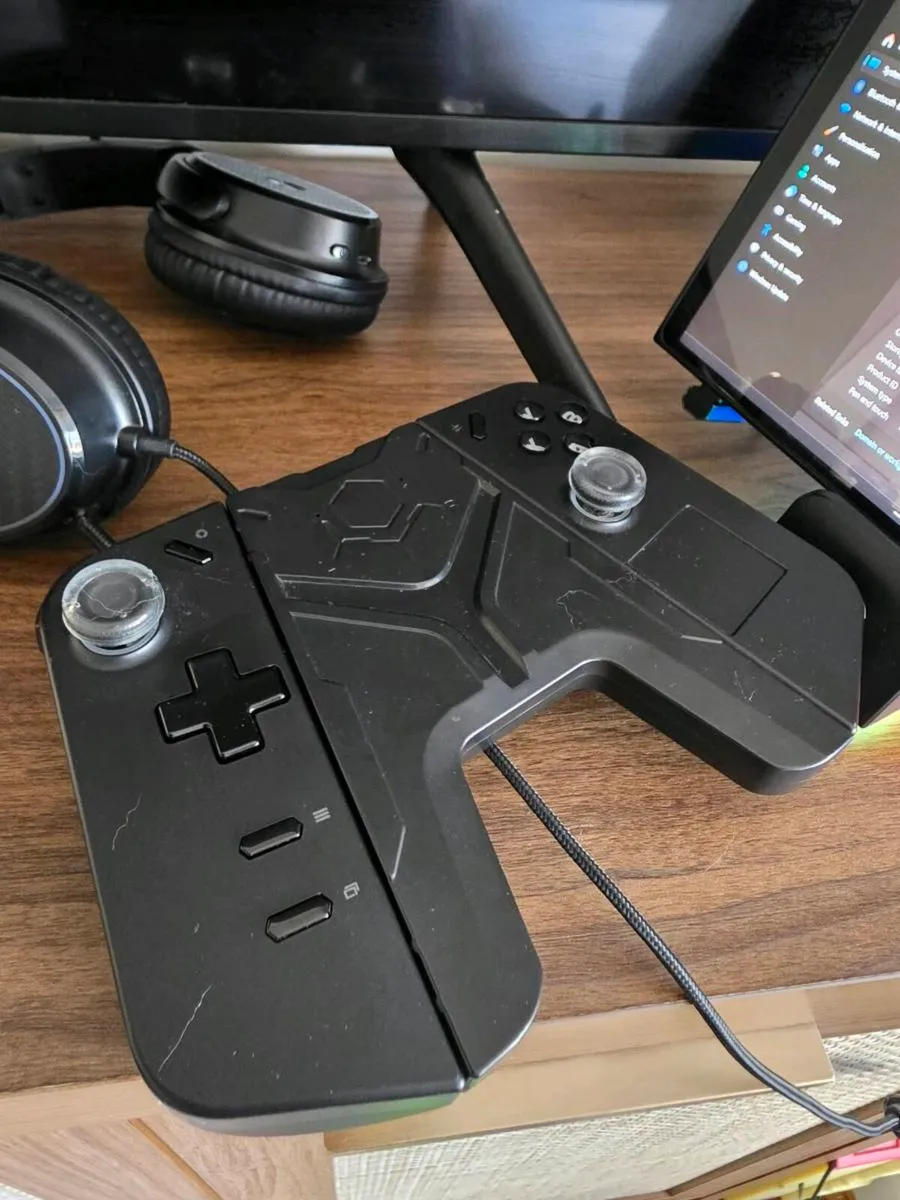 Lenovo Legion go1 - Image 4