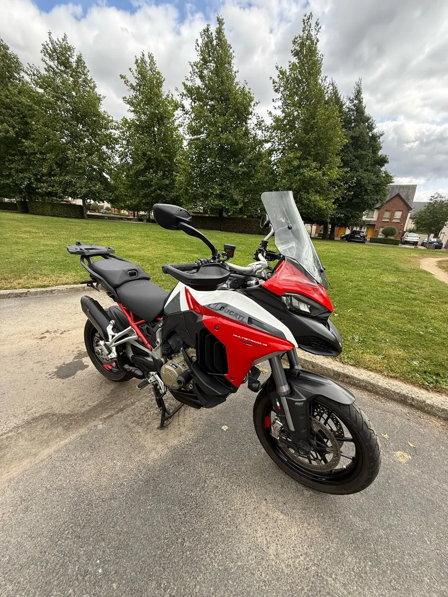 2022 Ducati Multistrada V4S - Image 2