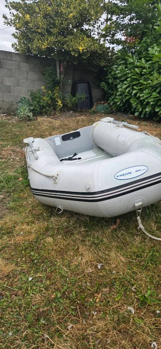Dinghy and an electric engine - Image 2