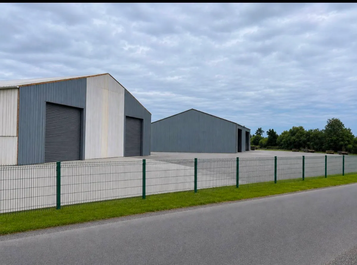 To Let – 4,100 sq ft Industrial / Workshop Units - Image 3