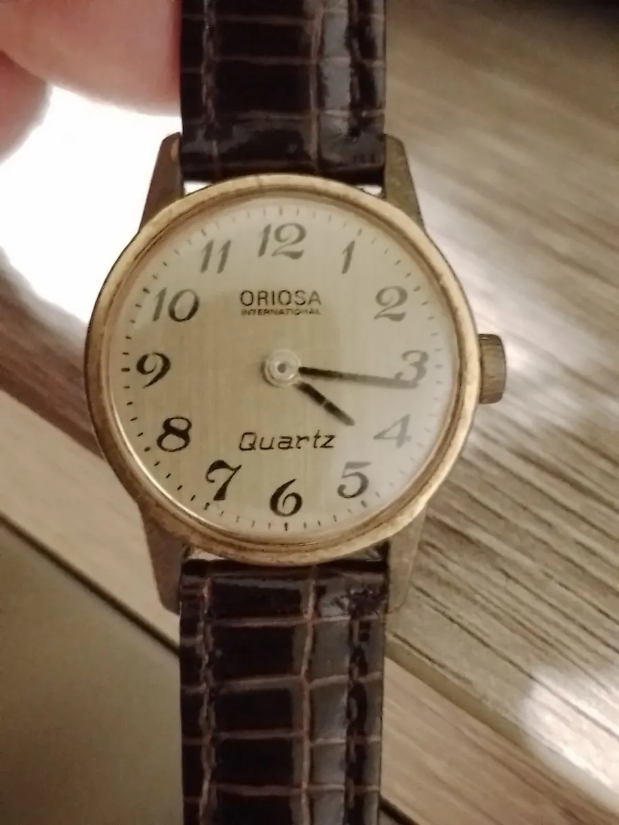Oriosa Vintage Ladies Quartz Watch - Image 1